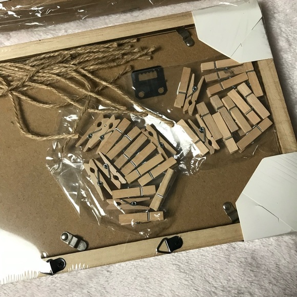 Farmhouse Wall Decor Sign Christmas with 10 Interchangeable Holiday signs New - Picture 7 of 13